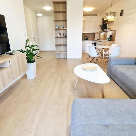 Luxo 2 Room Apartments By Bratislavatrip Zewnętrze zdjęcie