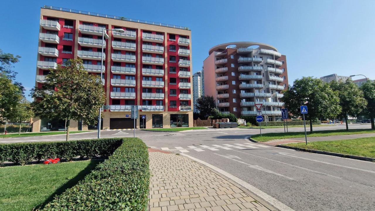 Luxo 2 Room Apartments By Bratislavatrip Zewnętrze zdjęcie