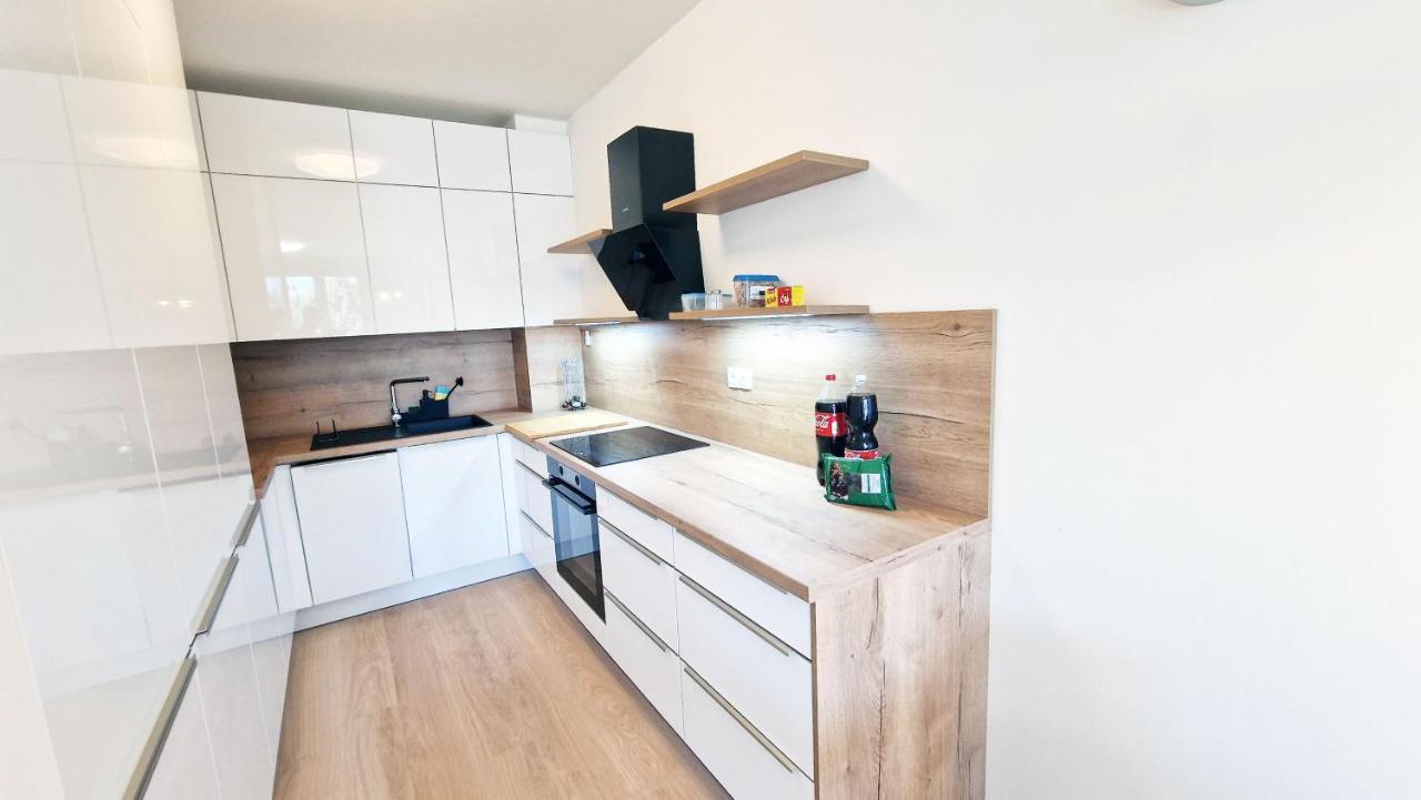 Luxo 2 Room Apartments By Bratislavatrip Zewnętrze zdjęcie